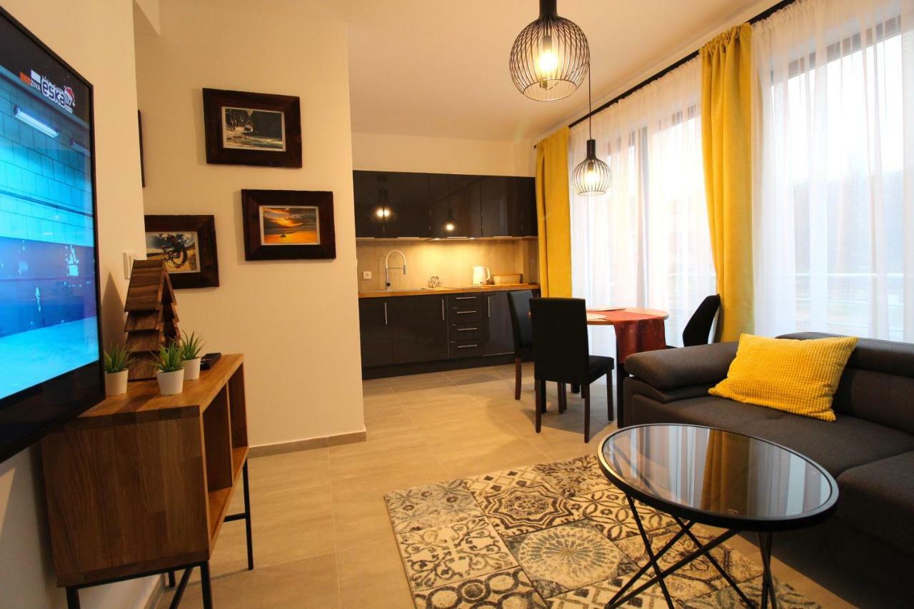 Apartamenty 11-Go 26 I 22 Listopada By Royal Aparts Świeradów-Zdrój Exterior foto